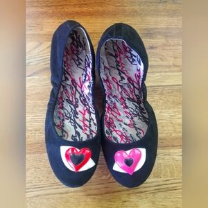 Karl Lagerfeld mismatched heart ballet flats